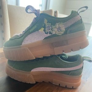 - PUMA Mayze x Liberty of London Low Floral - Greener Pastures size 6.5